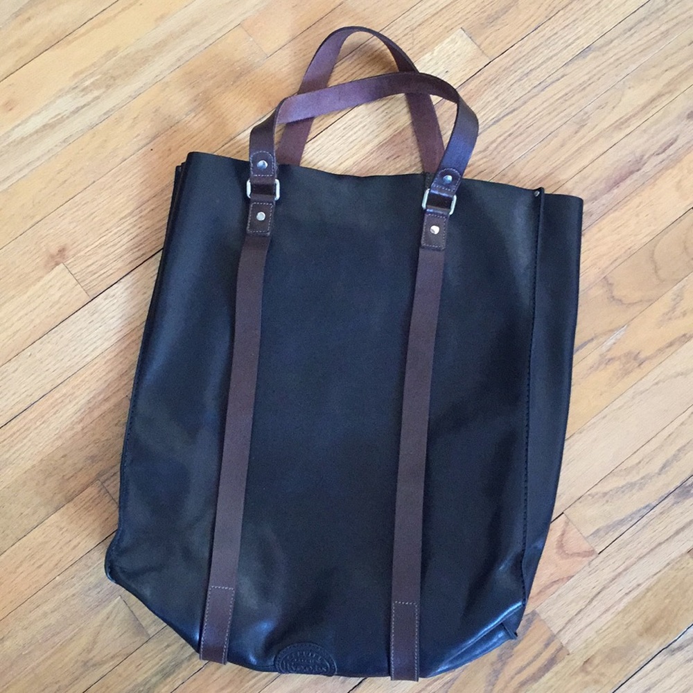 Roots Canada Genuine Leather Unisex Bag